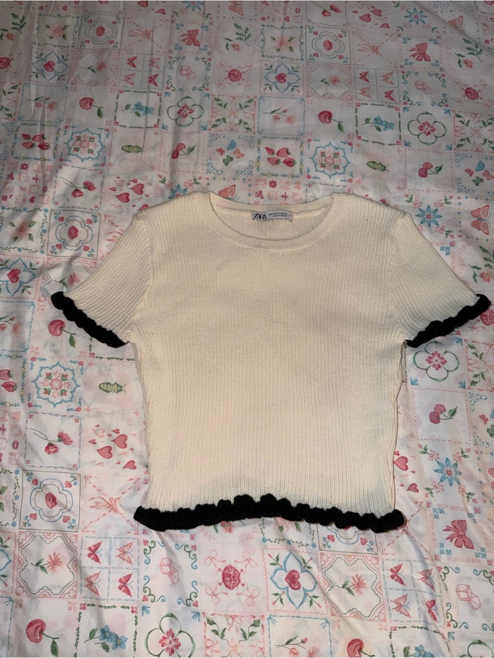 Zara Cream Short-Sleeve Ribbed Knit Cropped Top with Black Ruffle Trim